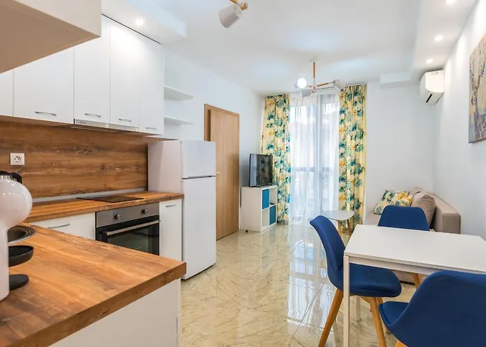 Bright & Cozy 1Bd Apartment In А New Building